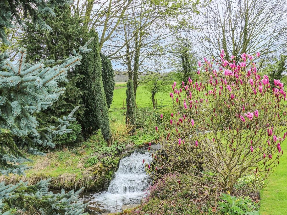 Pond View Villa Norton  Eksteriør bilde